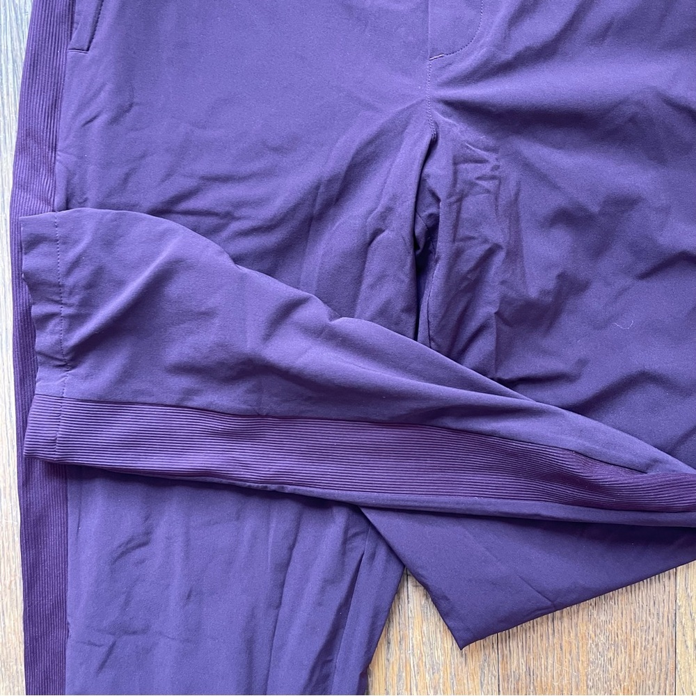 Athleta Brooklyn Ankle Pant 467191 Purple Size 8 NWOT - Picture 4 of 7
